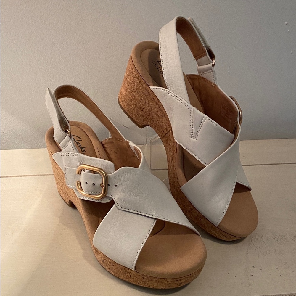 Clarks Off White Leather Wedge Sandal Giselle Dove 8.5M New